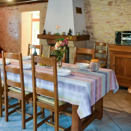 Cozy In With Kitchenette مونتيناك