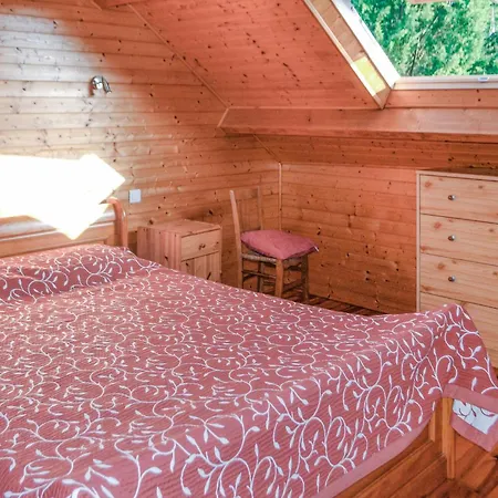 Дом отдыха Cozy In With Kitchenette Монтиньяк